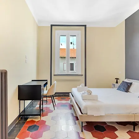 アパート Classy With 2 Bedrooms ミラノ